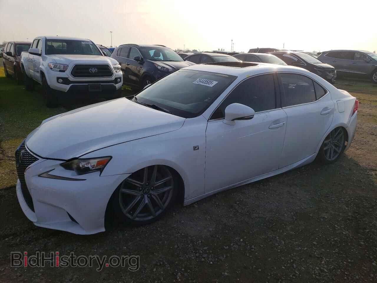 Фотография JTHBE1D24E5011328 - LEXUS IS 2014
