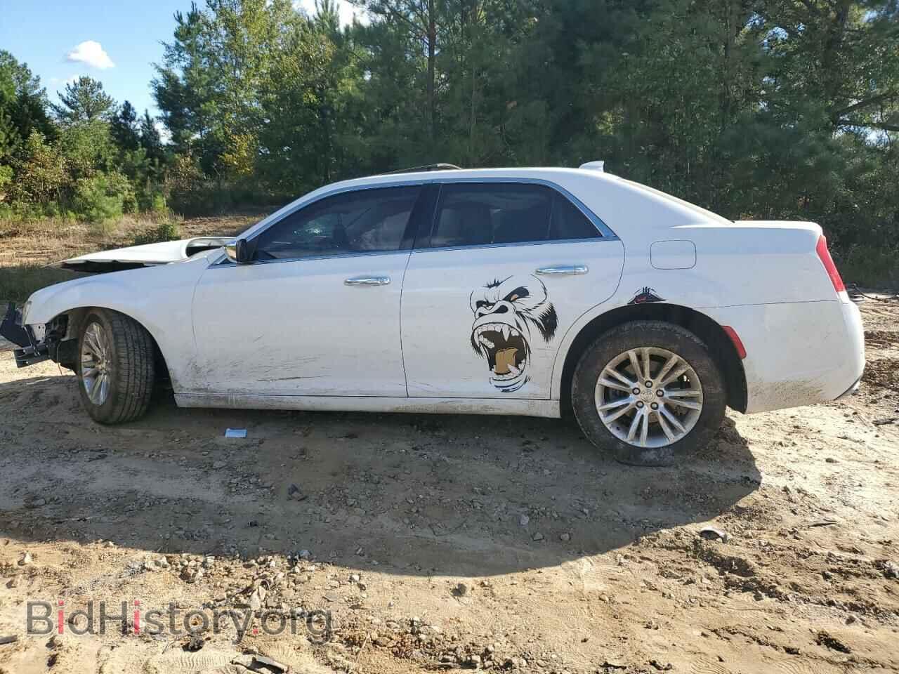 2015 CHRYSLER 300 - VIN: 2C3CCAEG2FH755613 - Photo 2
