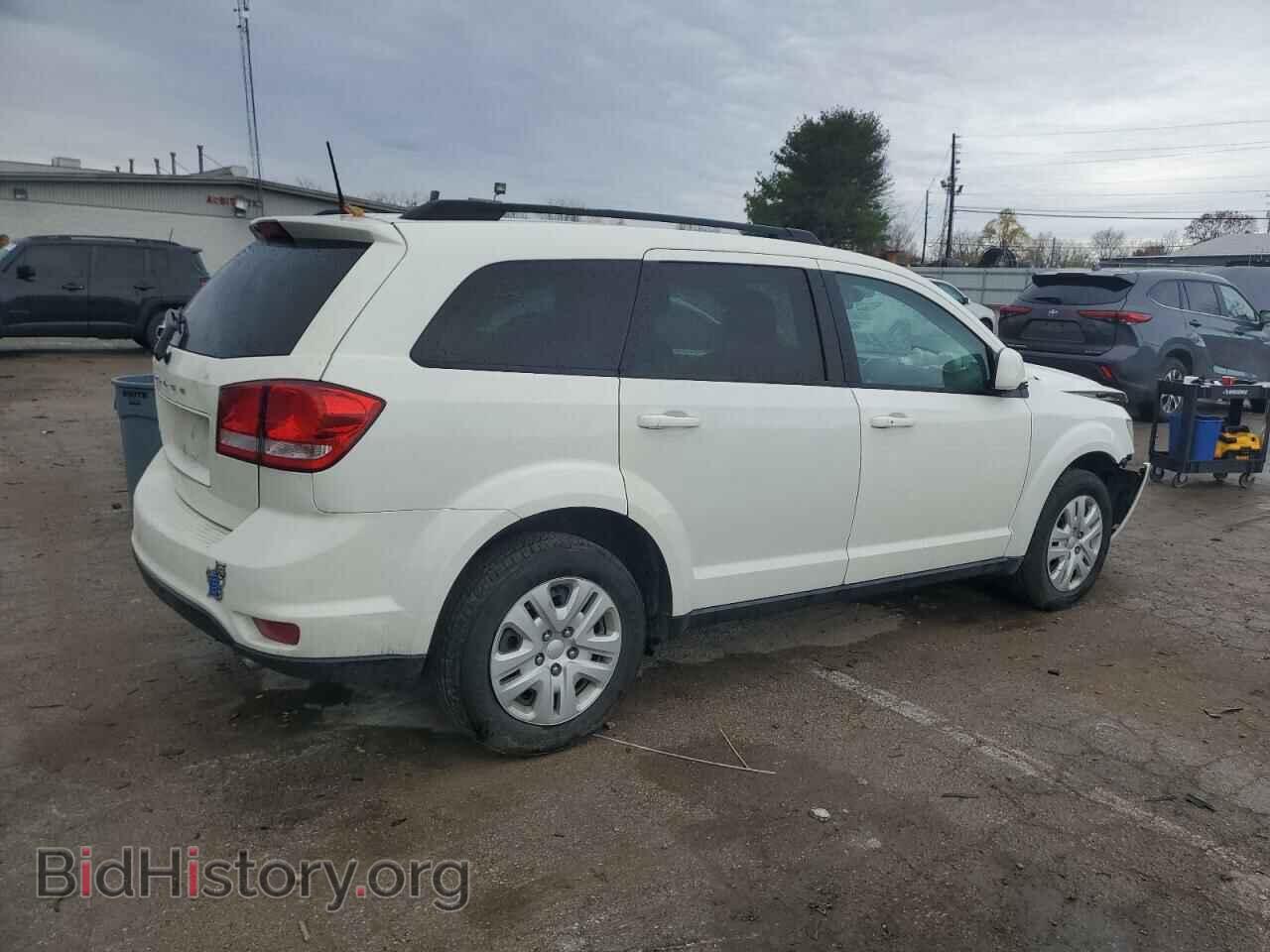 2019 DODGE JOURNEY - VIN: 3C4PDDBG9KT687957 - Фото 3