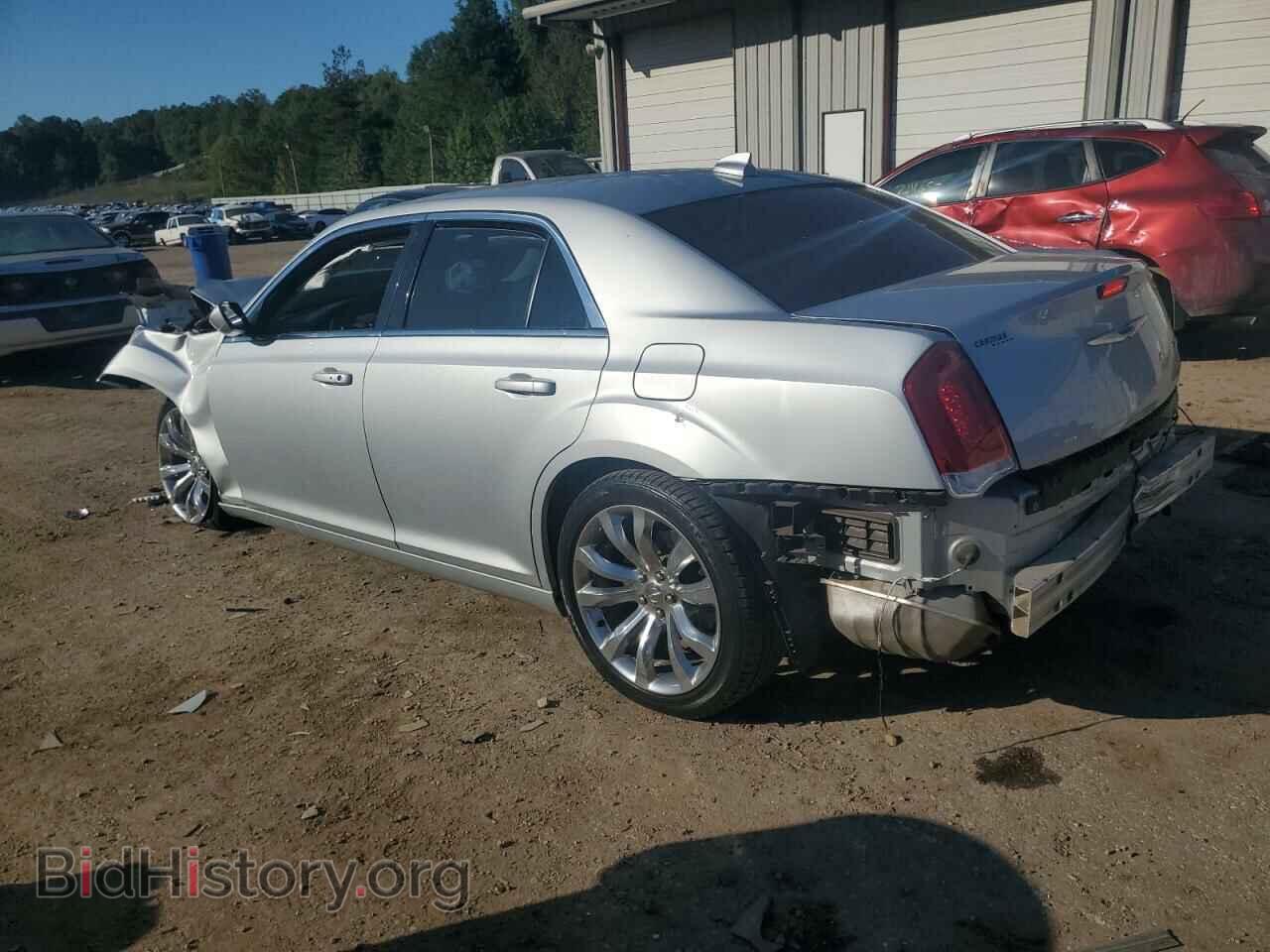 2020 CHRYSLER 300 - VIN: 2C3CCAAG6LH198075 - Фото 2