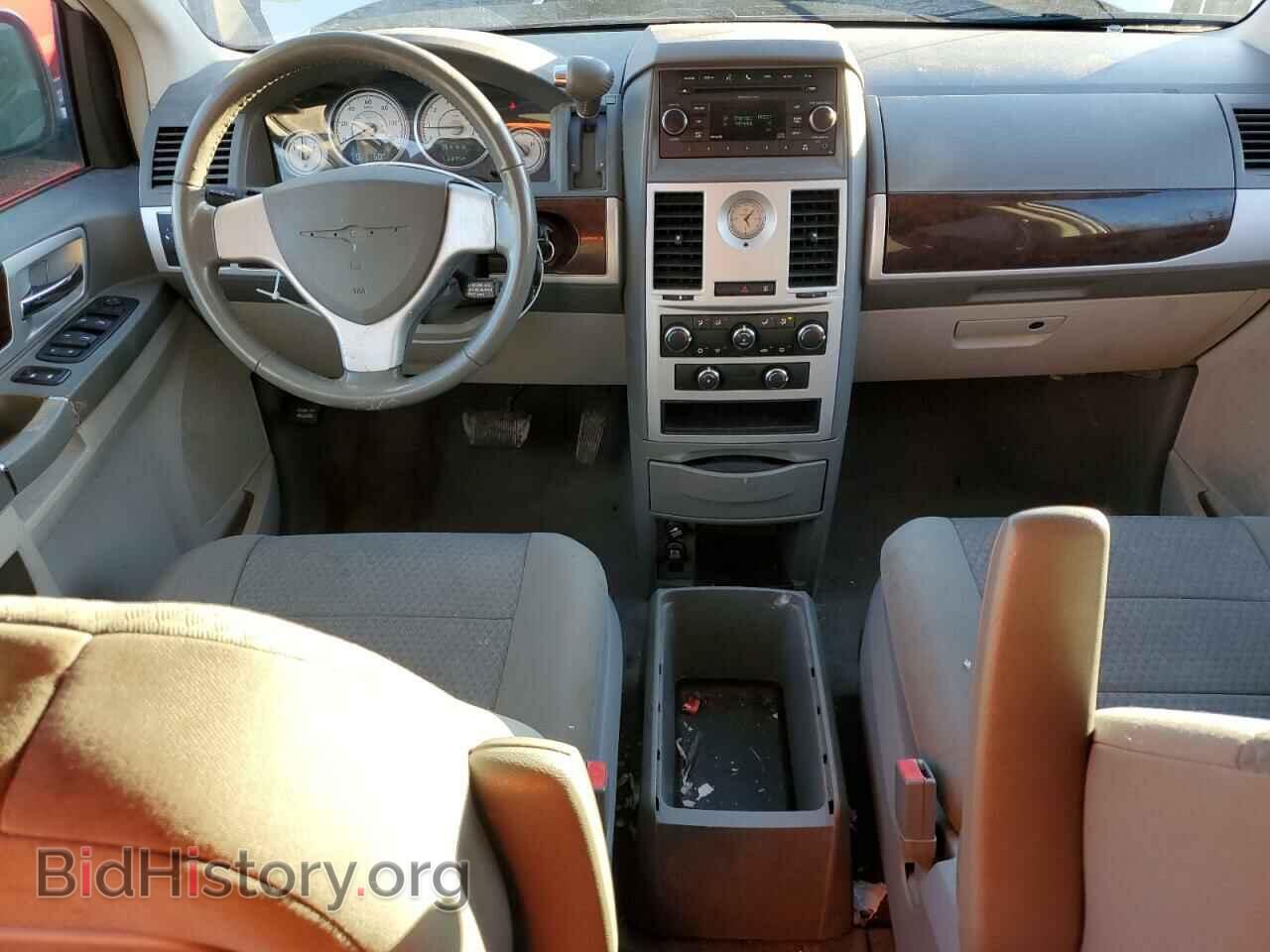 2010 CHRYSLER MINIVAN - VIN: 2A4RR5D12AR132255 - Photo 8