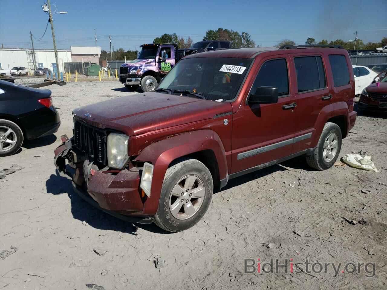 Photo 1J8GN28K49W533473 - JEEP LIBERTY 2009