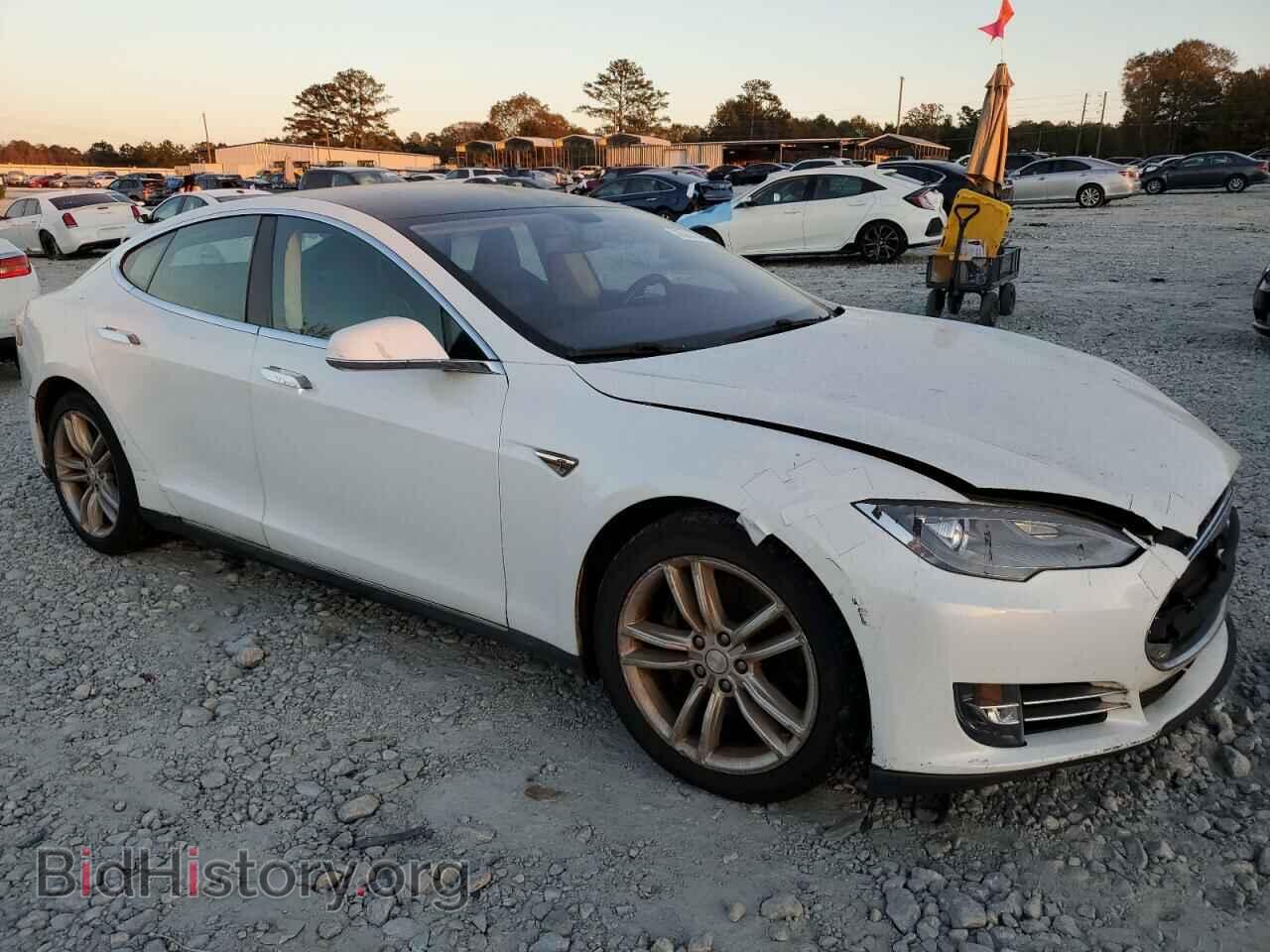 2014 TESLA MODEL S - VIN: 5YJSA1S15EFP47023 - Photo 4