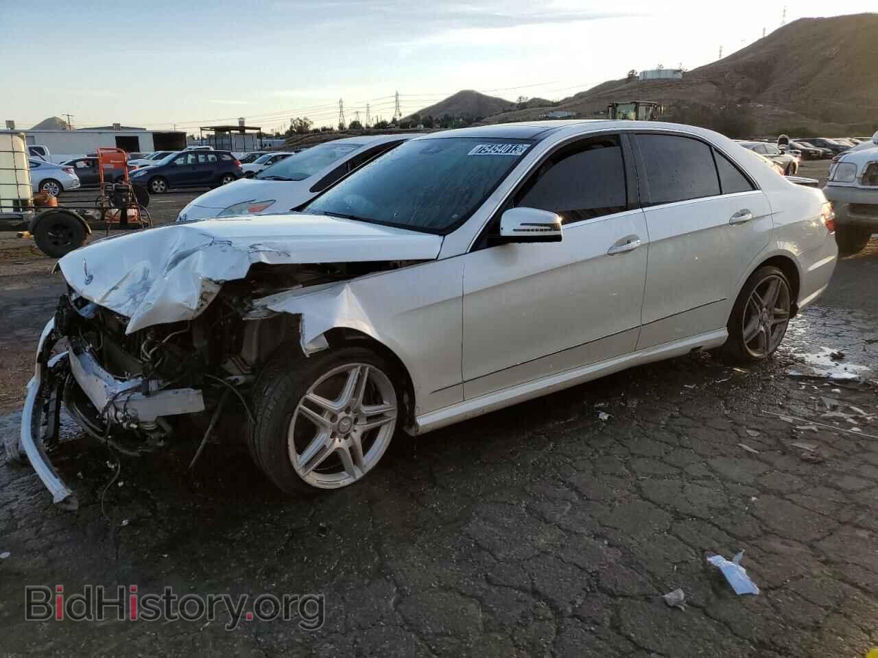 Фотография WDDHF5KBXDA720845 - MERCEDES-BENZ E-CLASS 2013
