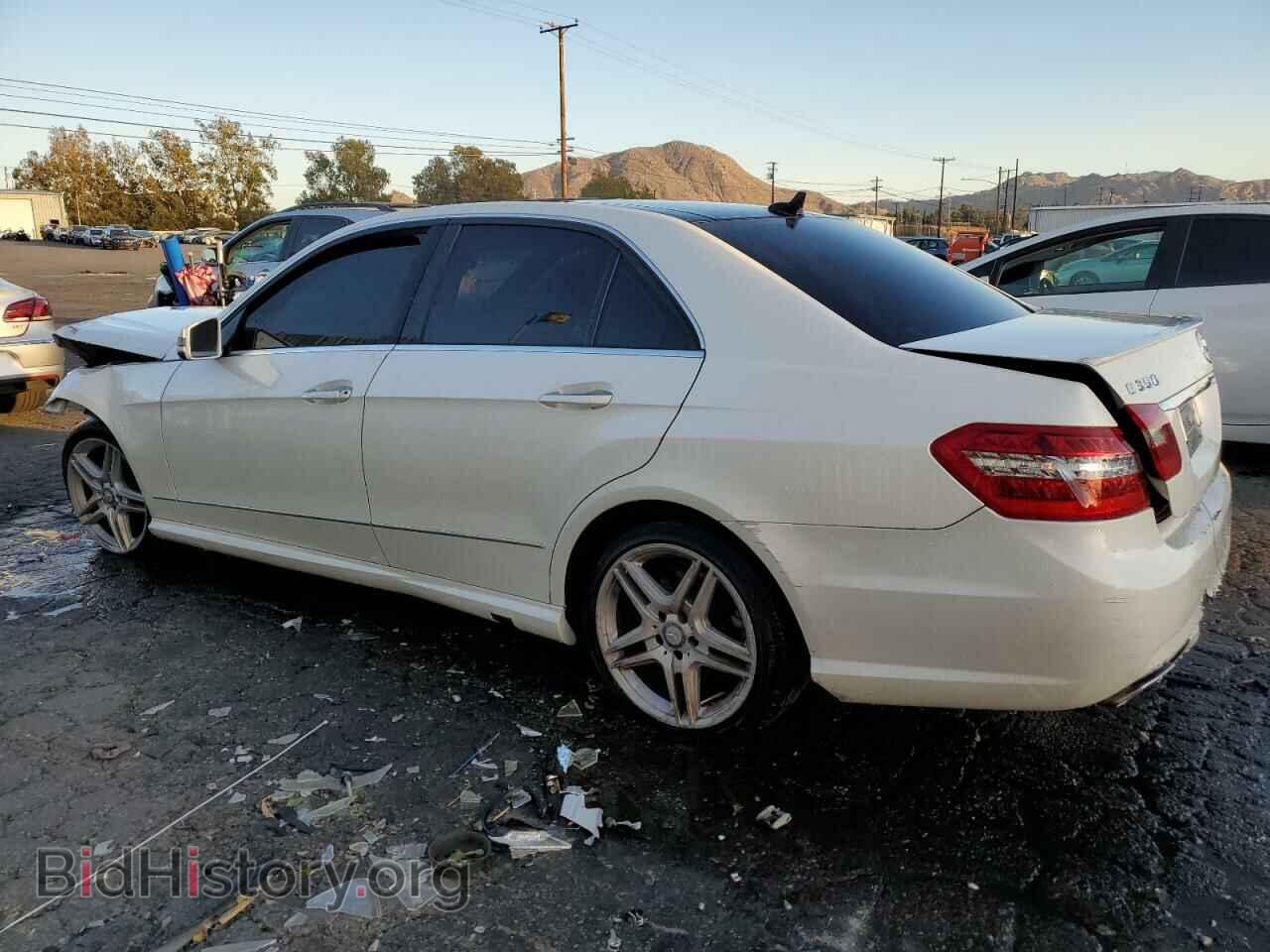 2013 MERCEDES-BENZ E-CLASS - VIN: WDDHF5KBXDA720845 - Фото 2