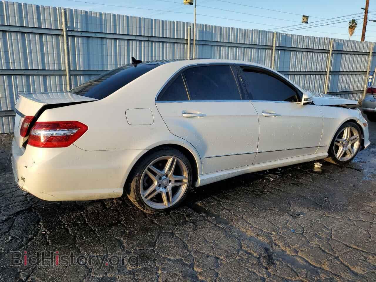 2013 MERCEDES-BENZ E-CLASS - VIN: WDDHF5KBXDA720845 - Фото 3