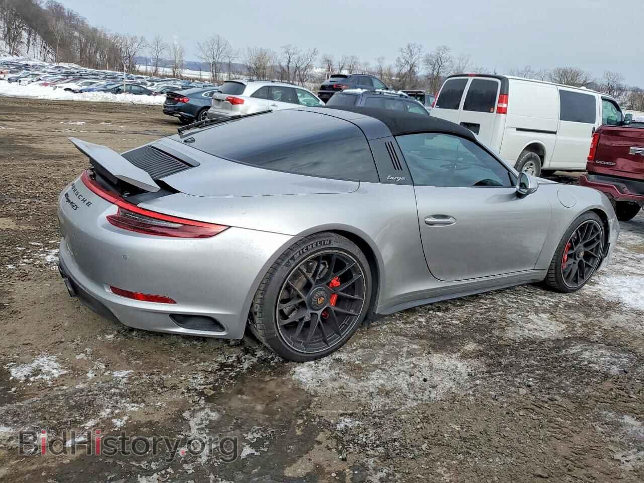 2018 PORSCHE 911 - VIN: WP0BB2A98JS134997 - Фото 3