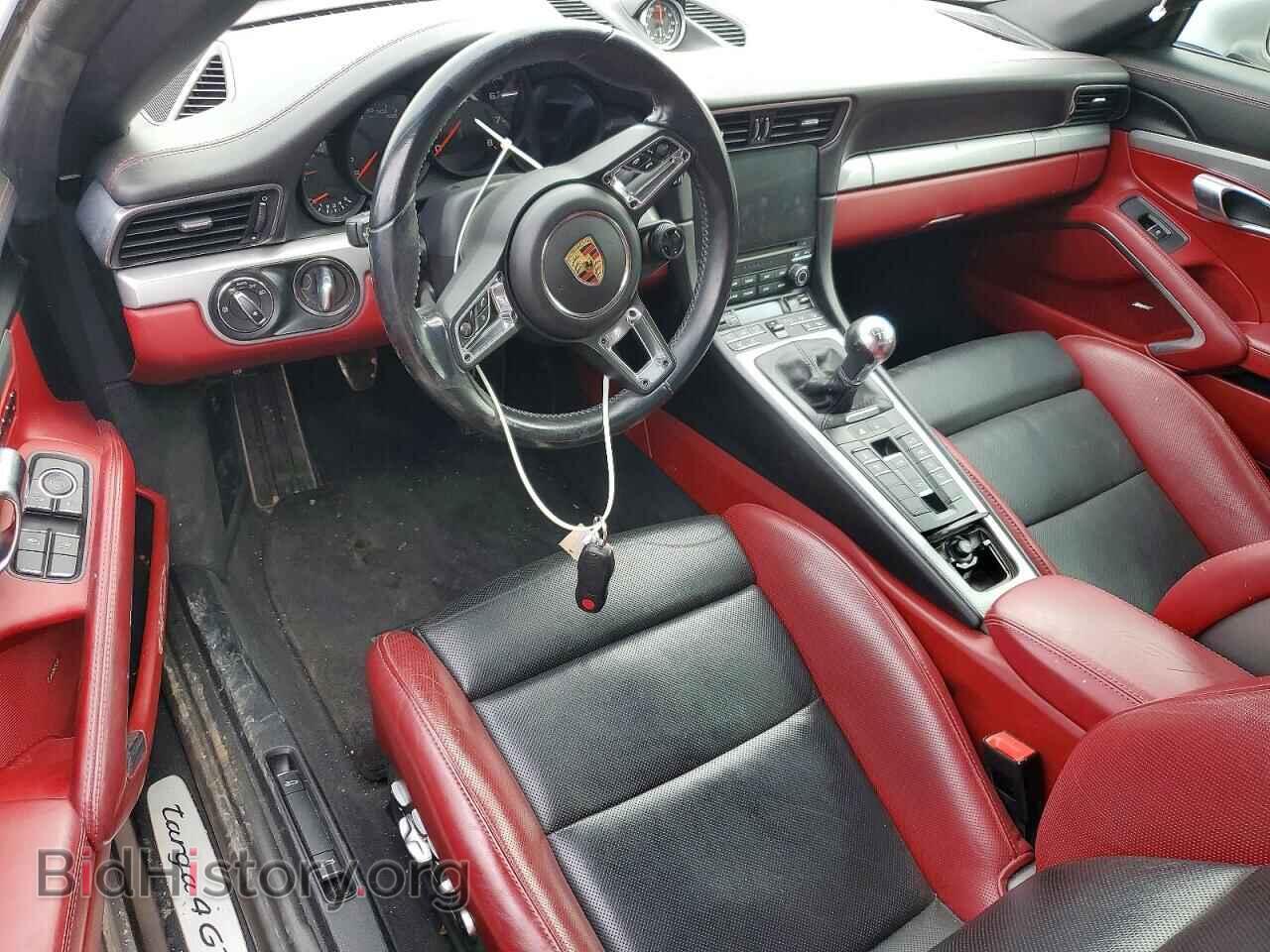 2018 PORSCHE 911 - VIN: WP0BB2A98JS134997 - Фото 8