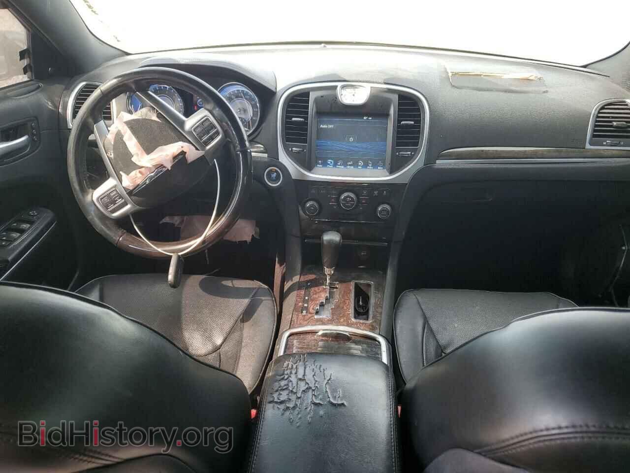 2012 CHRYSLER 300 - VIN: 2C3CCAET1CH261154 - Фото 8