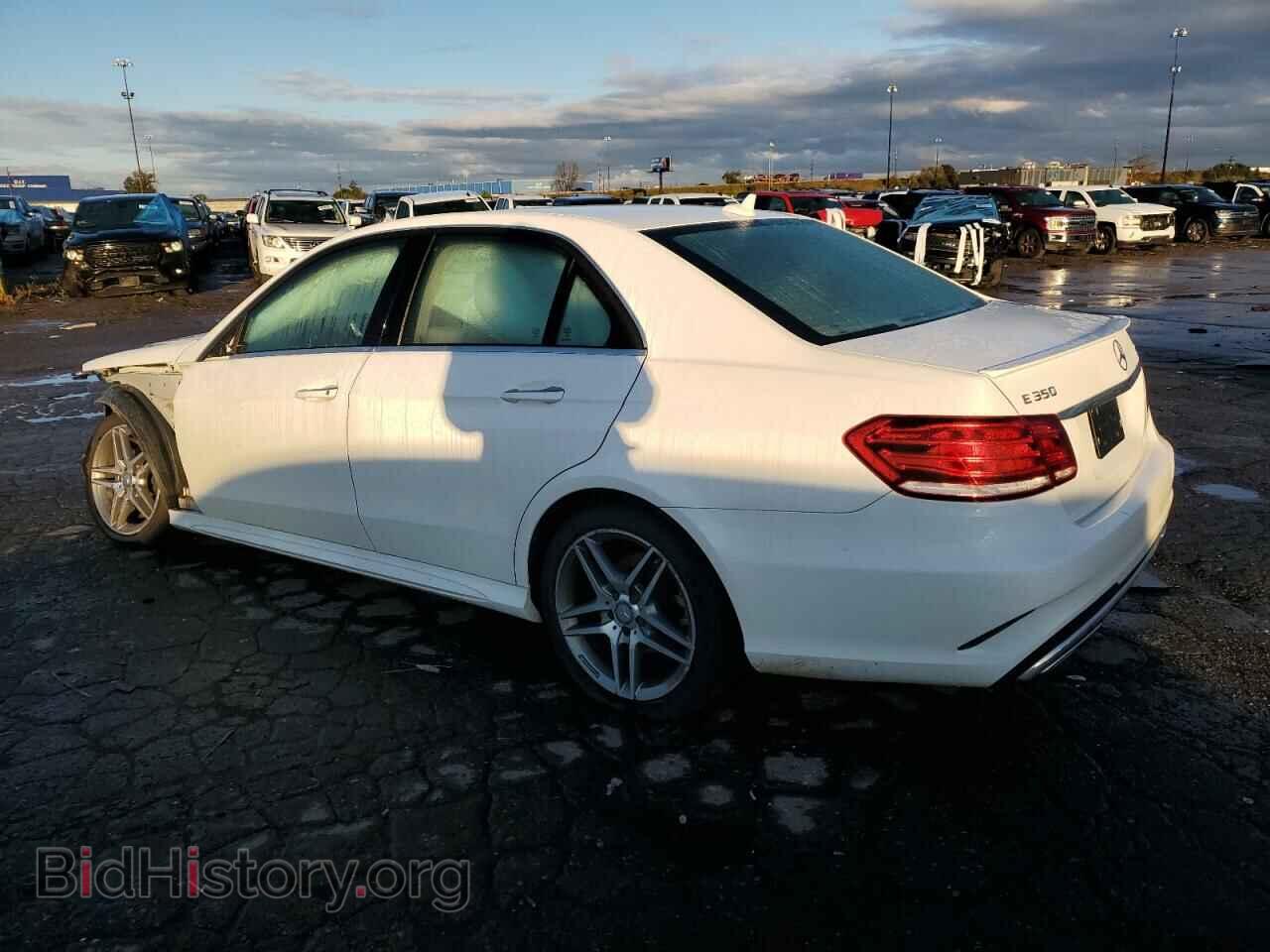 2016 MERCEDES-BENZ E-CLASS - VIN: WDDHF8JB3GB243788 - Фото 2