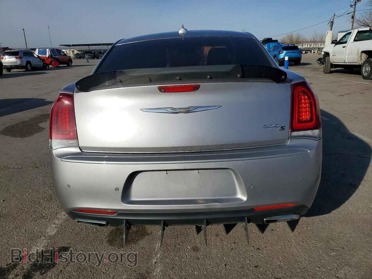 2018 CHRYSLER 300 - VIN: 2C3CCABG7JH269716 - Фото 6