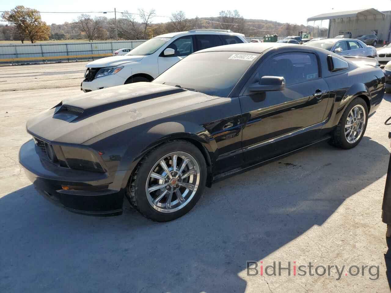 Photo 1ZVHT82H675338055 - FORD MUSTANG 2007