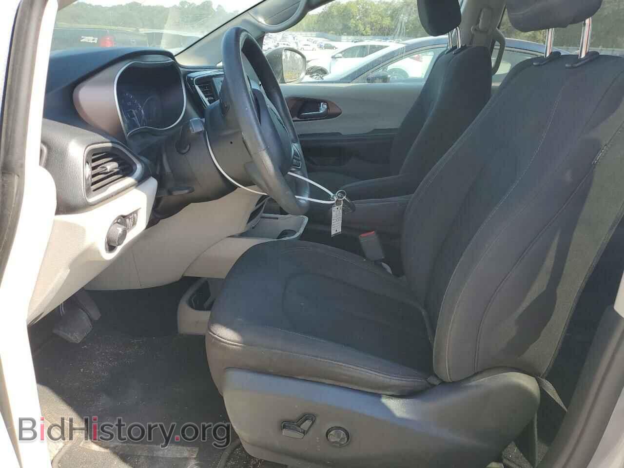 2017 CHRYSLER PACIFICA - VIN: 2C4RC1CG1HR824085 - Photo 7