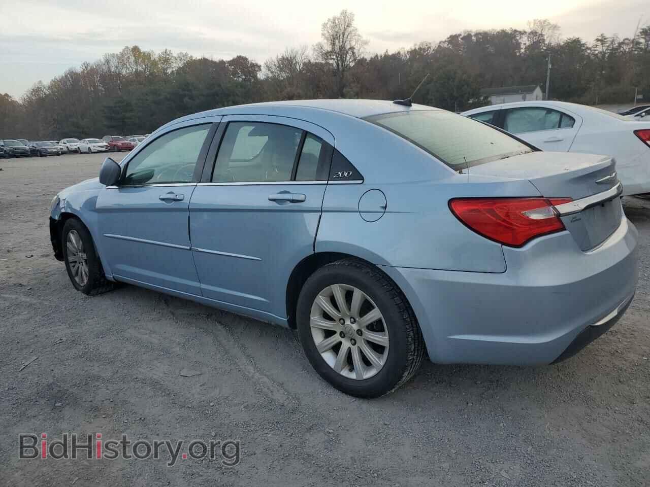 2013 CHRYSLER 200 - VIN: 1C3CCBBB1DN557530 - Фото 2