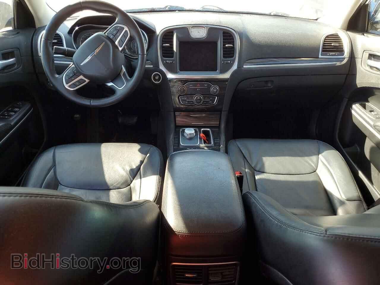 2017 CHRYSLER 300 - VIN: 2C3CCAAG6HH593686 - Фото 8