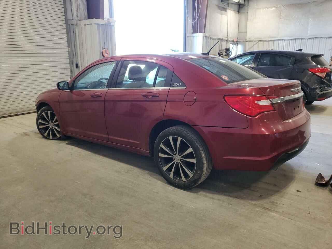 2012 CHRYSLER 200 - VIN: 1C3CCBBG0CN297003 - Фото 2