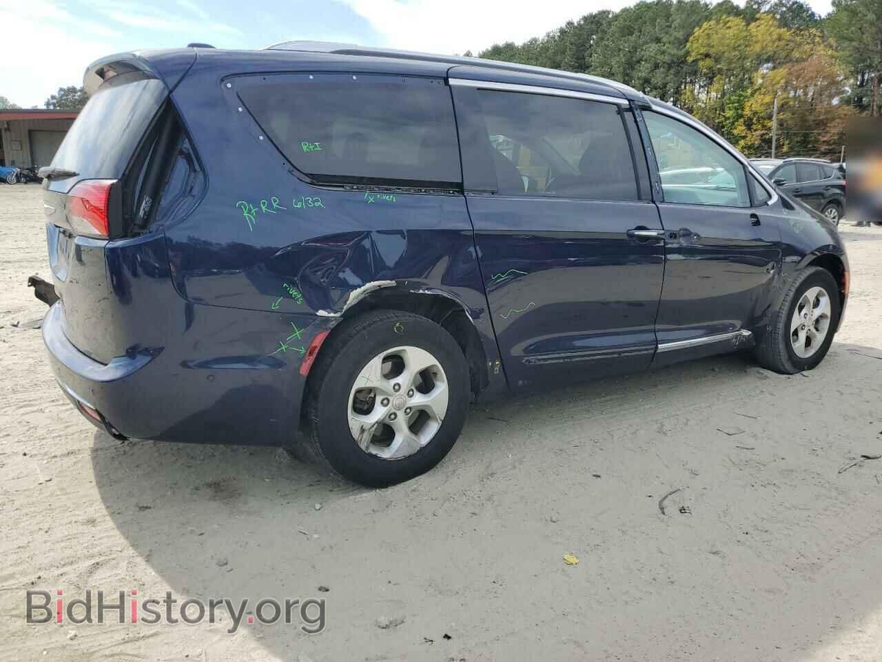 2017 CHRYSLER PACIFICA - VIN: 2C4RC1EG7HR543499 - Фото 3