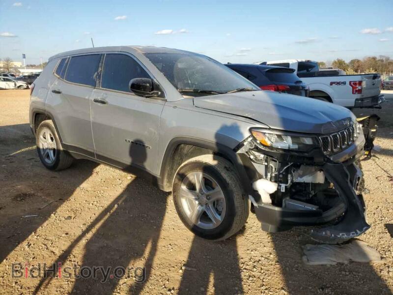 2023 Jeep COMPASS (VIN 3C4NJDAN5PT514122) — photo 4 of 12