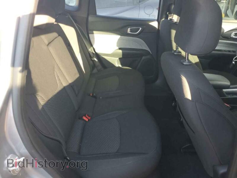 2023 Jeep COMPASS (VIN 3C4NJDAN5PT514122) — photo 10 of 12