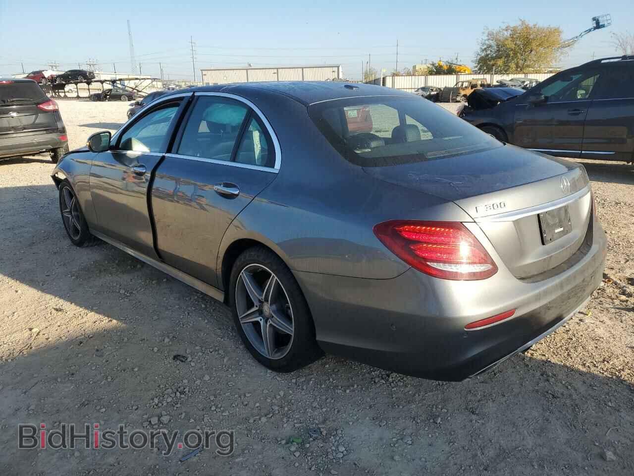 2017 MERCEDES-BENZ E-CLASS - VIN: WDDZF4JB6HA009875 - Фото 2