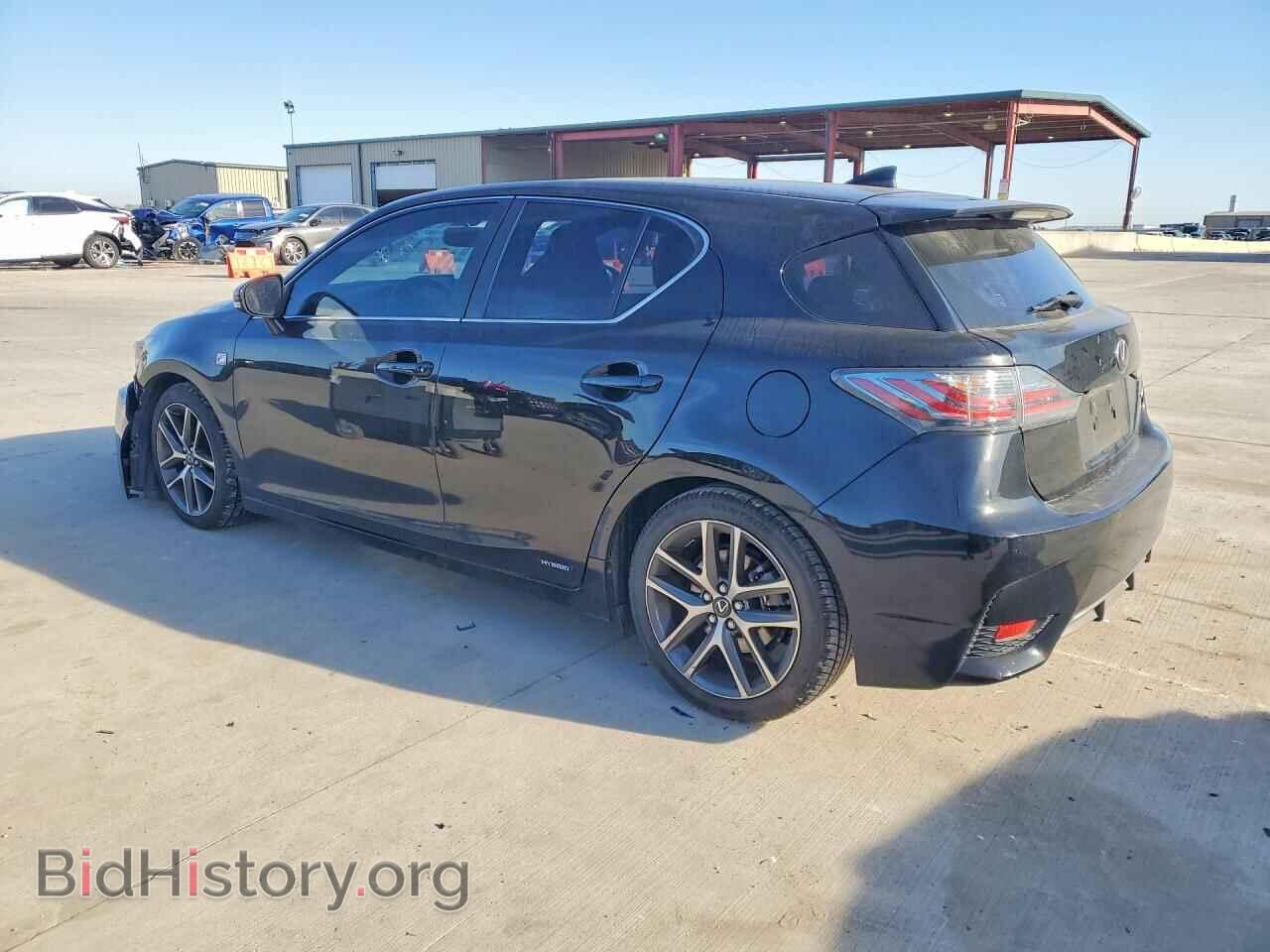 2014 LEXUS CT 200 - VIN: JTHKD5BH6E2173755 - Photo 2