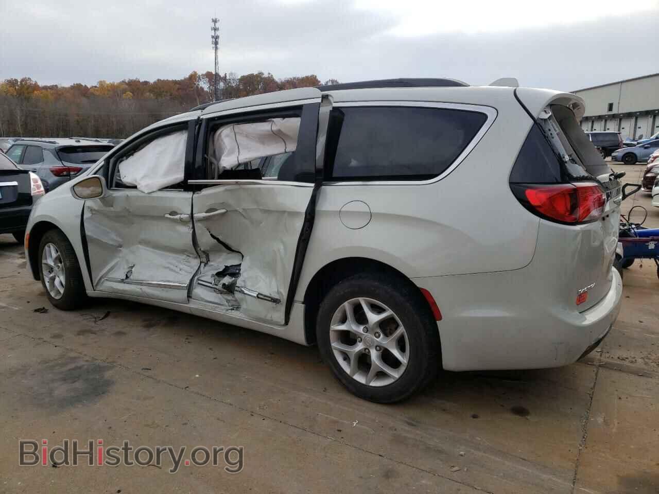 2017 CHRYSLER PACIFICA - VIN: 2C4RC1BG8HR628646 - Фото 2