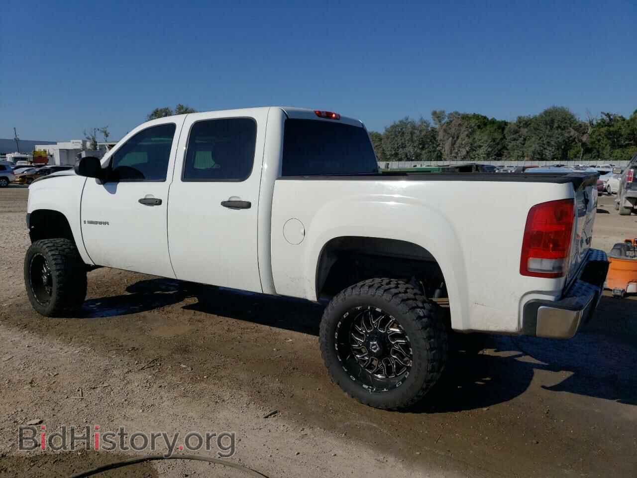 2007 GMC SIERRA - VIN: 3GTEC13CX7G537697 - Фото 2