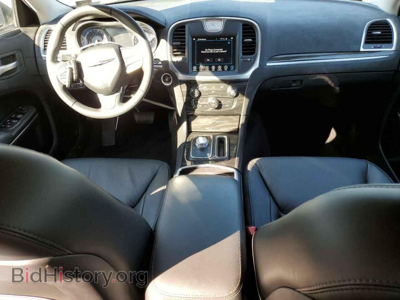 2017 CHRYSLER 300 - VIN: 2C3CCARG1HH647996 - Фото 8