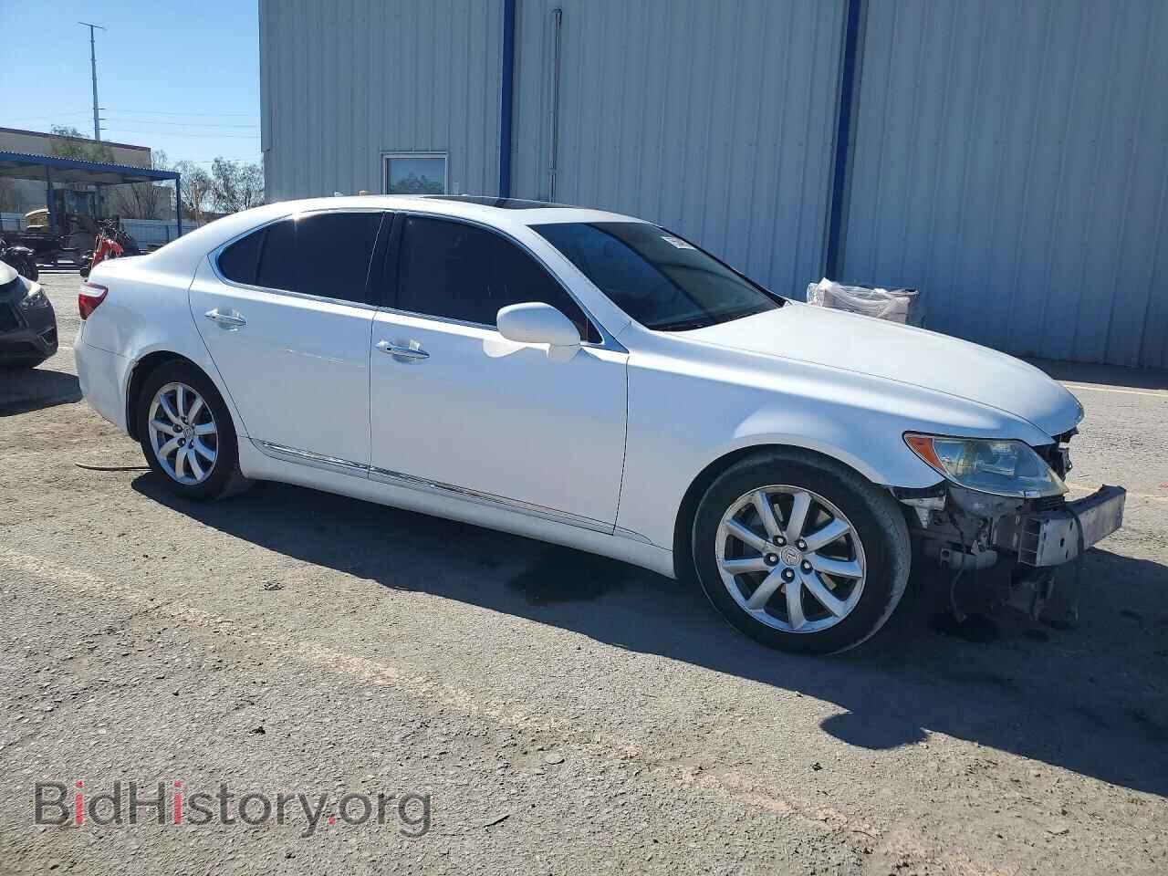 2007 LEXUS LS460 - VIN: JTHBL46FX75040102 - Photo 4