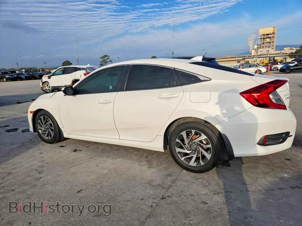 2017 HONDA CIVIC - VIN: 19XFC2F70HE070778 - Фото 2