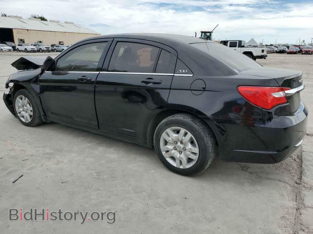 2014 CHRYSLER 200 - VIN: 1C3CCBAB2EN122857 - Фото 2