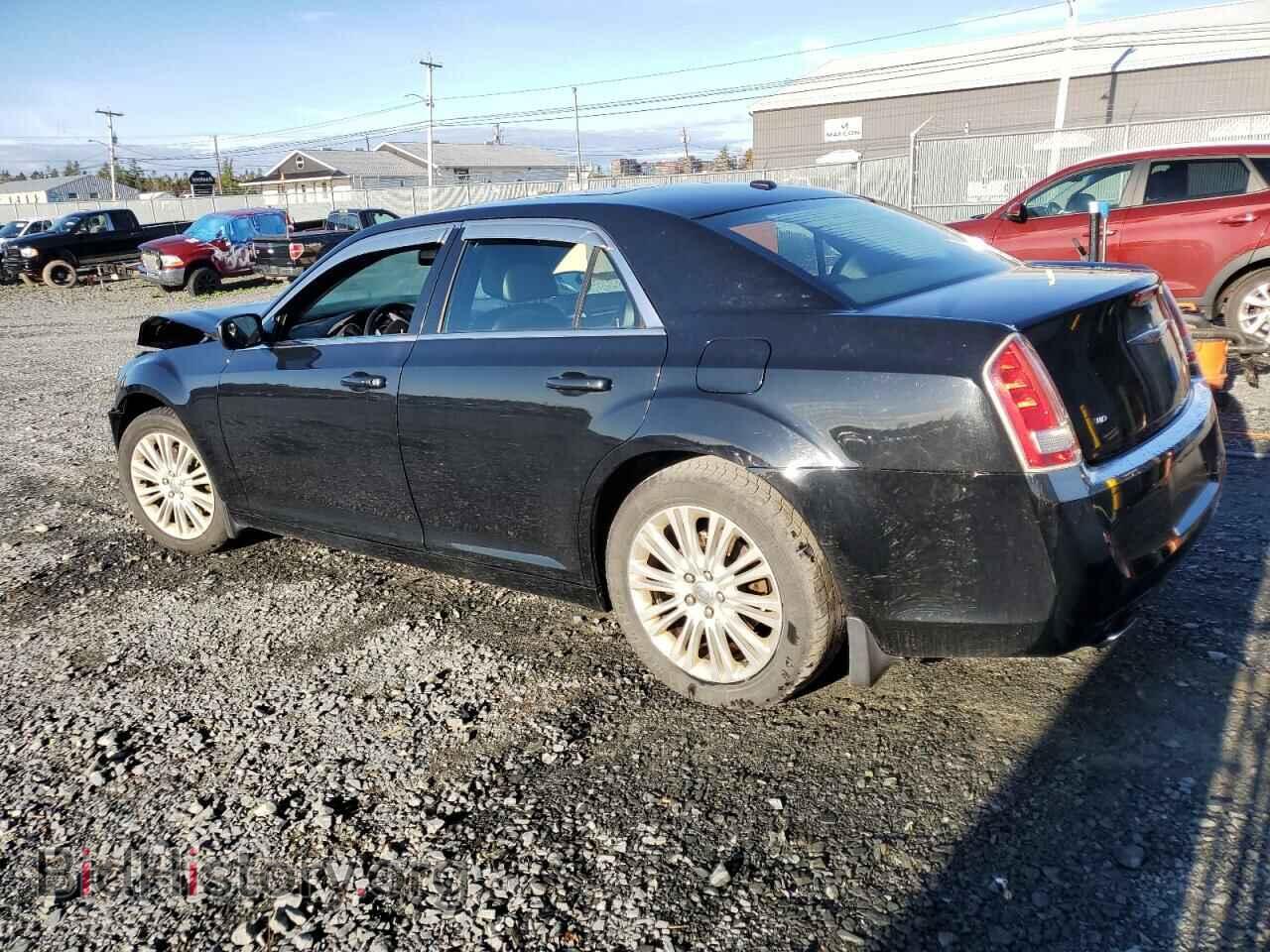 2014 CHRYSLER 300 - VIN: 2C3CCARG1EH261736 - Фото 2