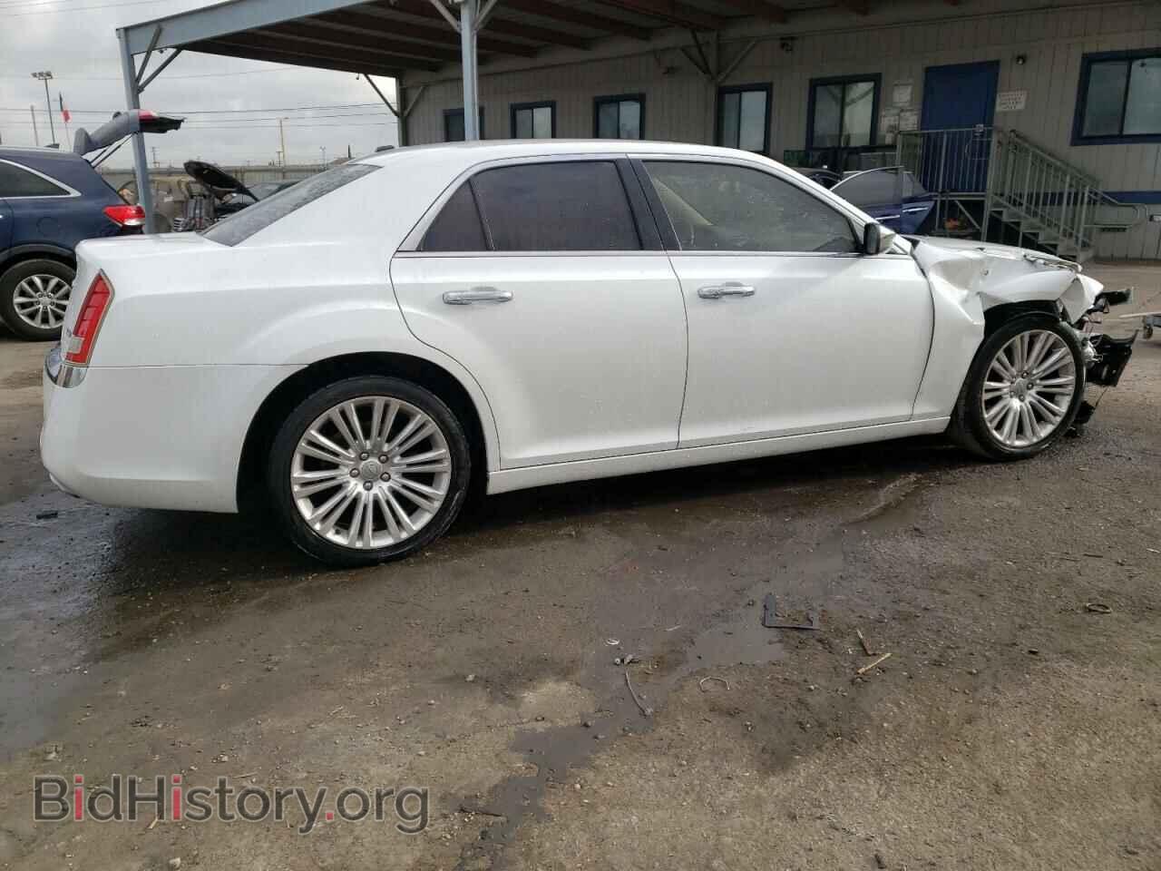 2011 CHRYSLER 300 - VIN: 2C3CA5CG7BH531585 - Фото 3