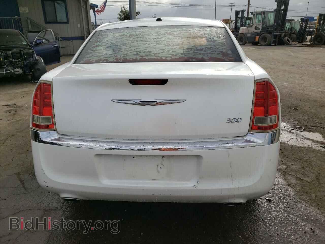 2011 CHRYSLER 300 - VIN: 2C3CA5CG7BH531585 - Фото 6