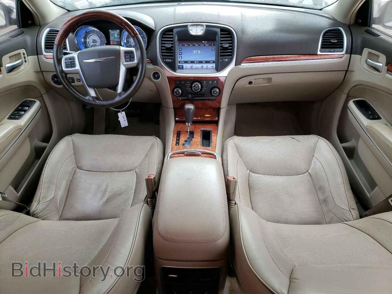 2011 CHRYSLER 300 - VIN: 2C3CA5CG7BH531585 - Фото 8