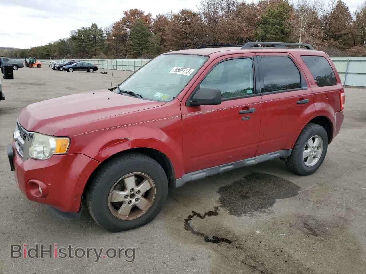 Photo 1FMCU0D78AKD12349 - FORD ESCAPE 2010