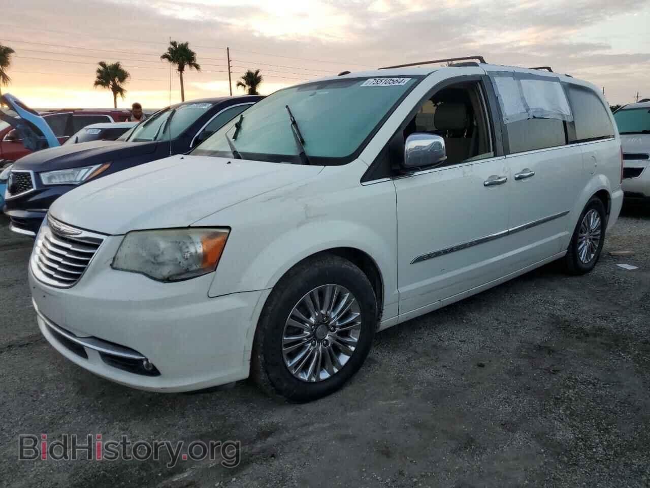Photo 2A4RR6DG4BR713087 - CHRYSLER MINIVAN 2011