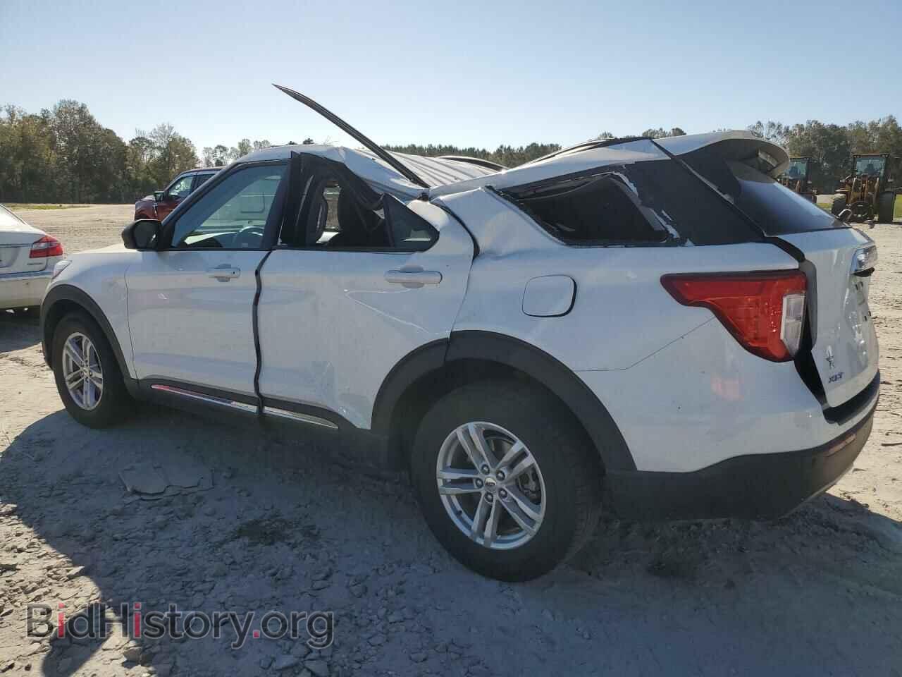 2022 FORD EXPLORER - VIN: 1FMSK8DH5NGB02843 - Фото 2