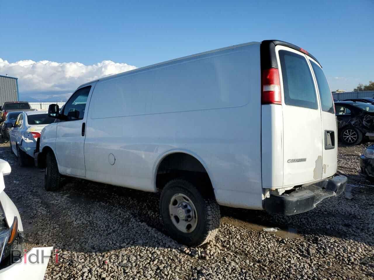 2008 CHEVROLET EXPRESS - VIN: 1GCGG25C081177470 - Фото 2