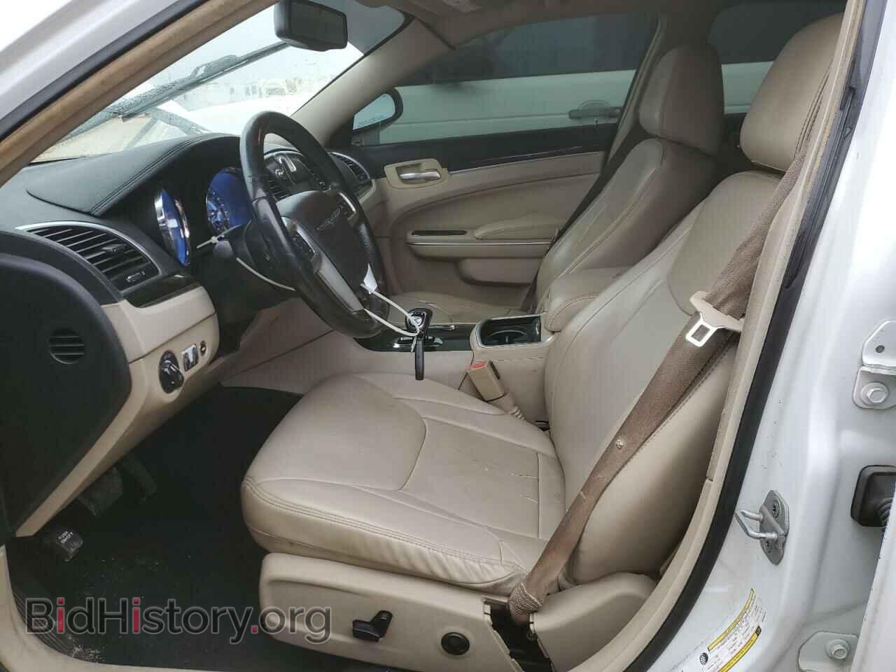2013 CHRYSLER 300 - VIN: 2C3CCAAG2DH556449 - Фото 7