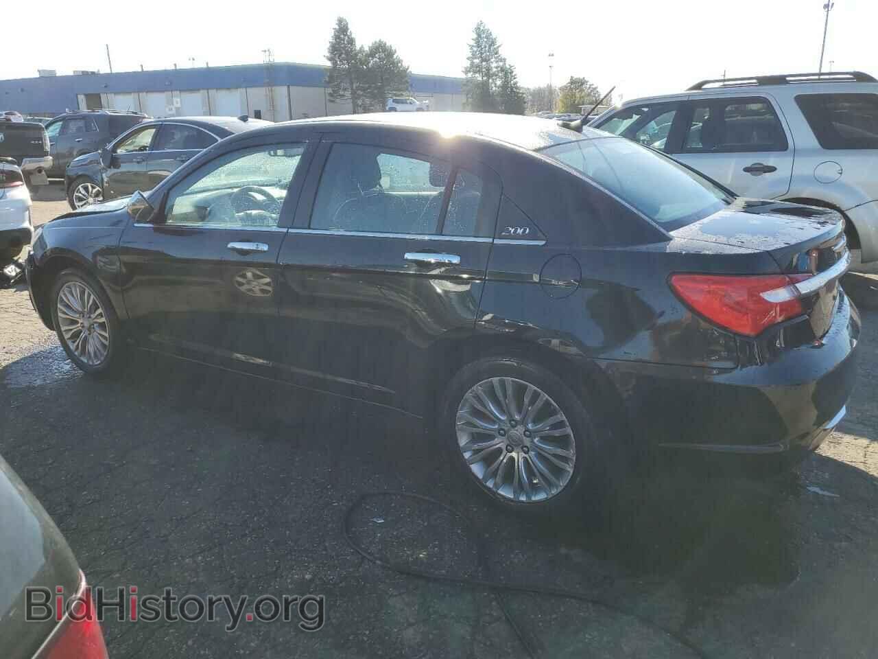 2012 CHRYSLER 200 - VIN: 1C3CCBCB5CN302375 - Фото 2