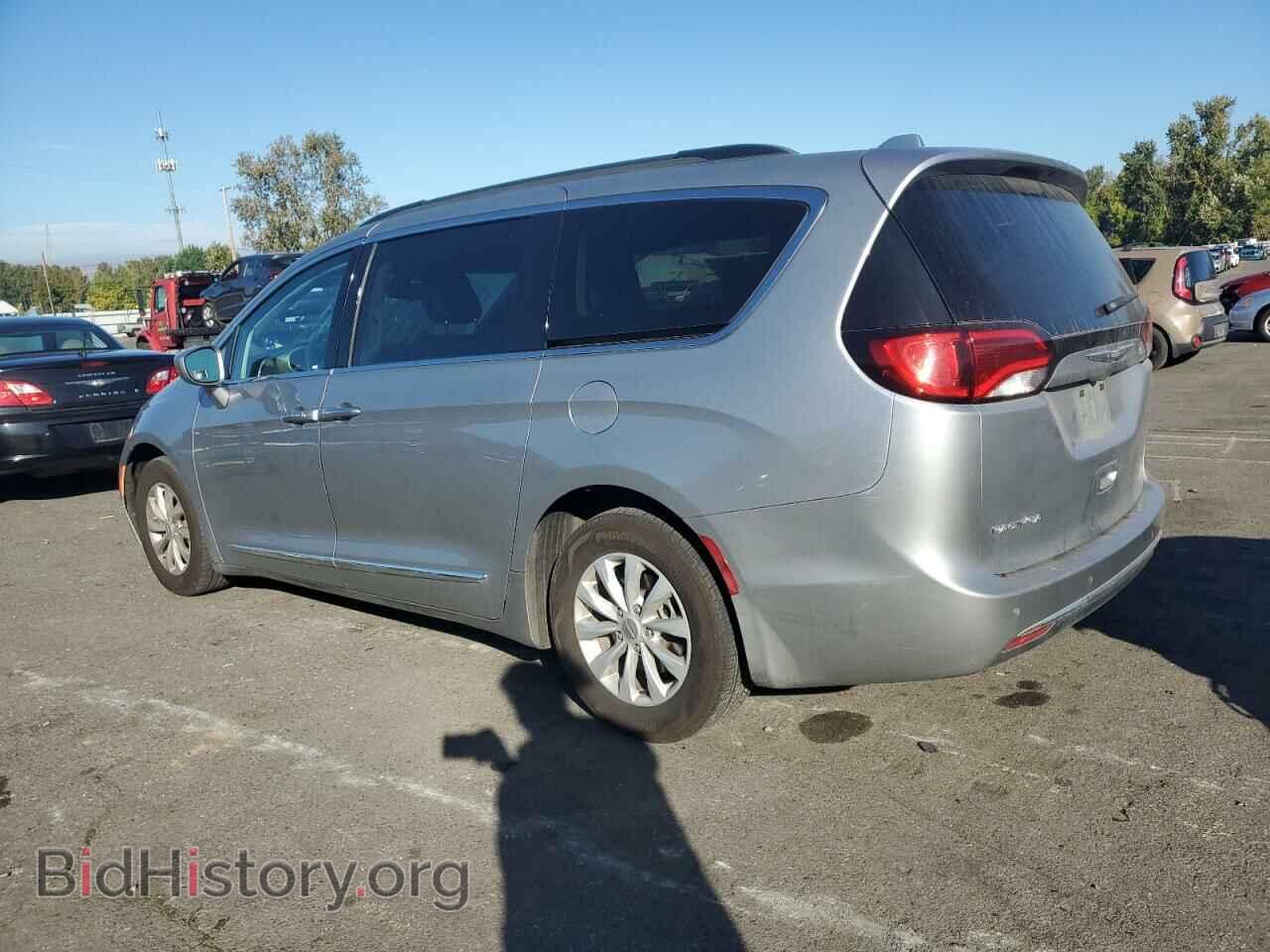 2017 CHRYSLER PACIFICA - VIN: 2C4RC1BG8HR539577 - Фото 2