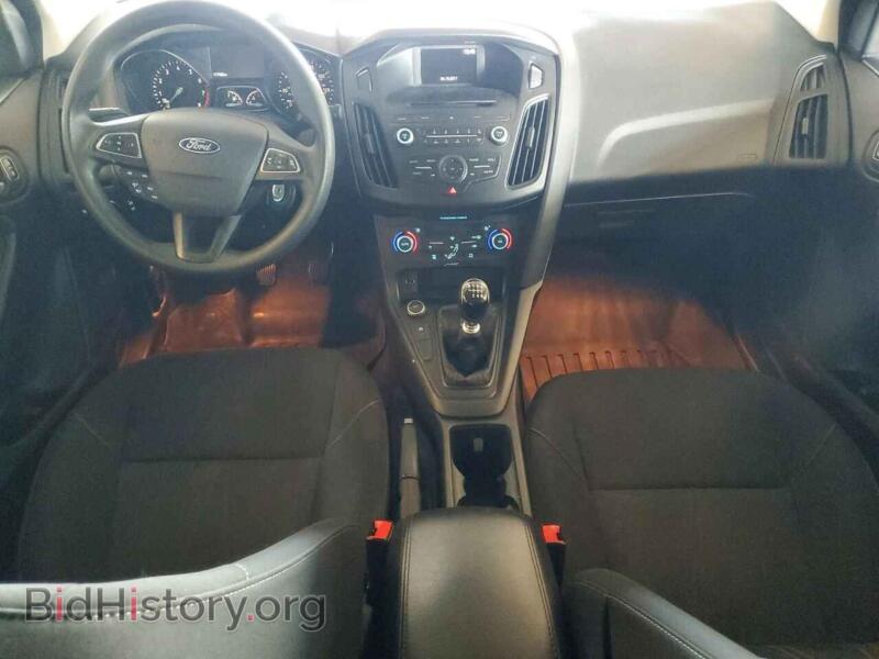 2017 Ford FOCUS (VIN 1FADP3FE4HL285223) — photo 8 of 12