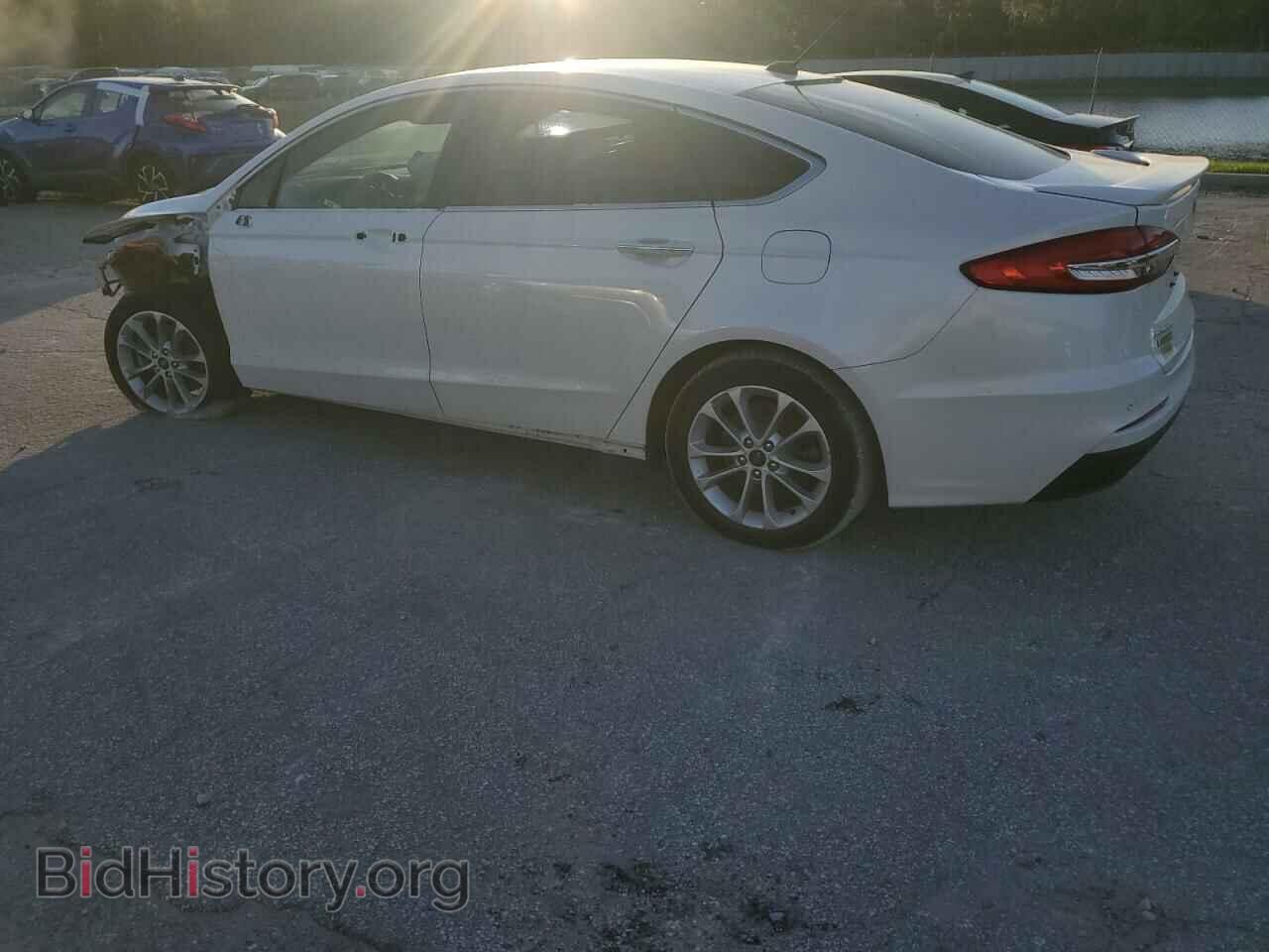 2019 FORD FUSION - VIN: 3FA6P0SU9KR267409 - Фото 2