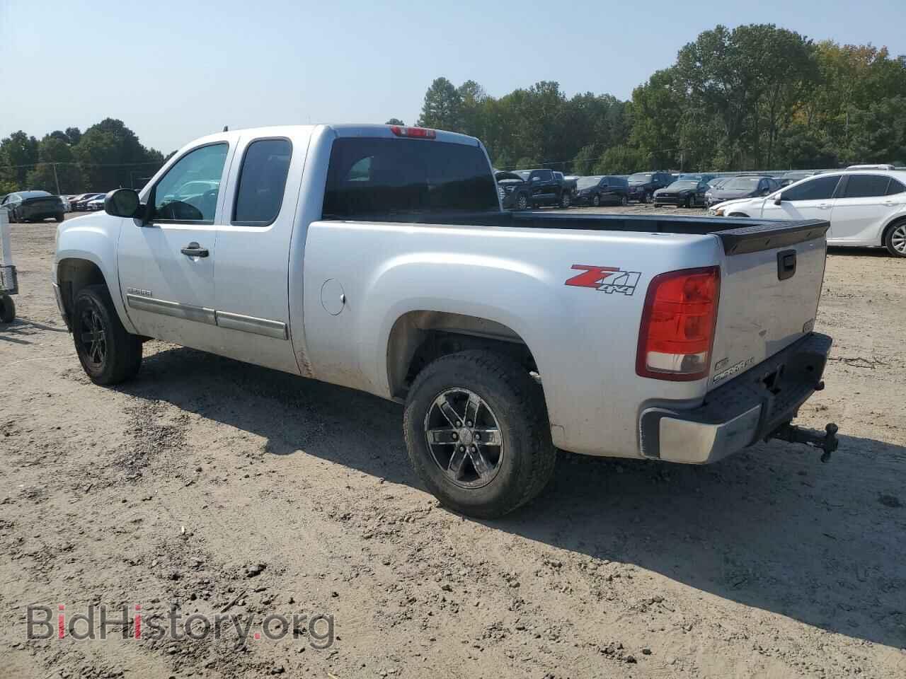 2012 GMC All Models - VIN: 1GTR2VE70CZ208111 - Фото 2