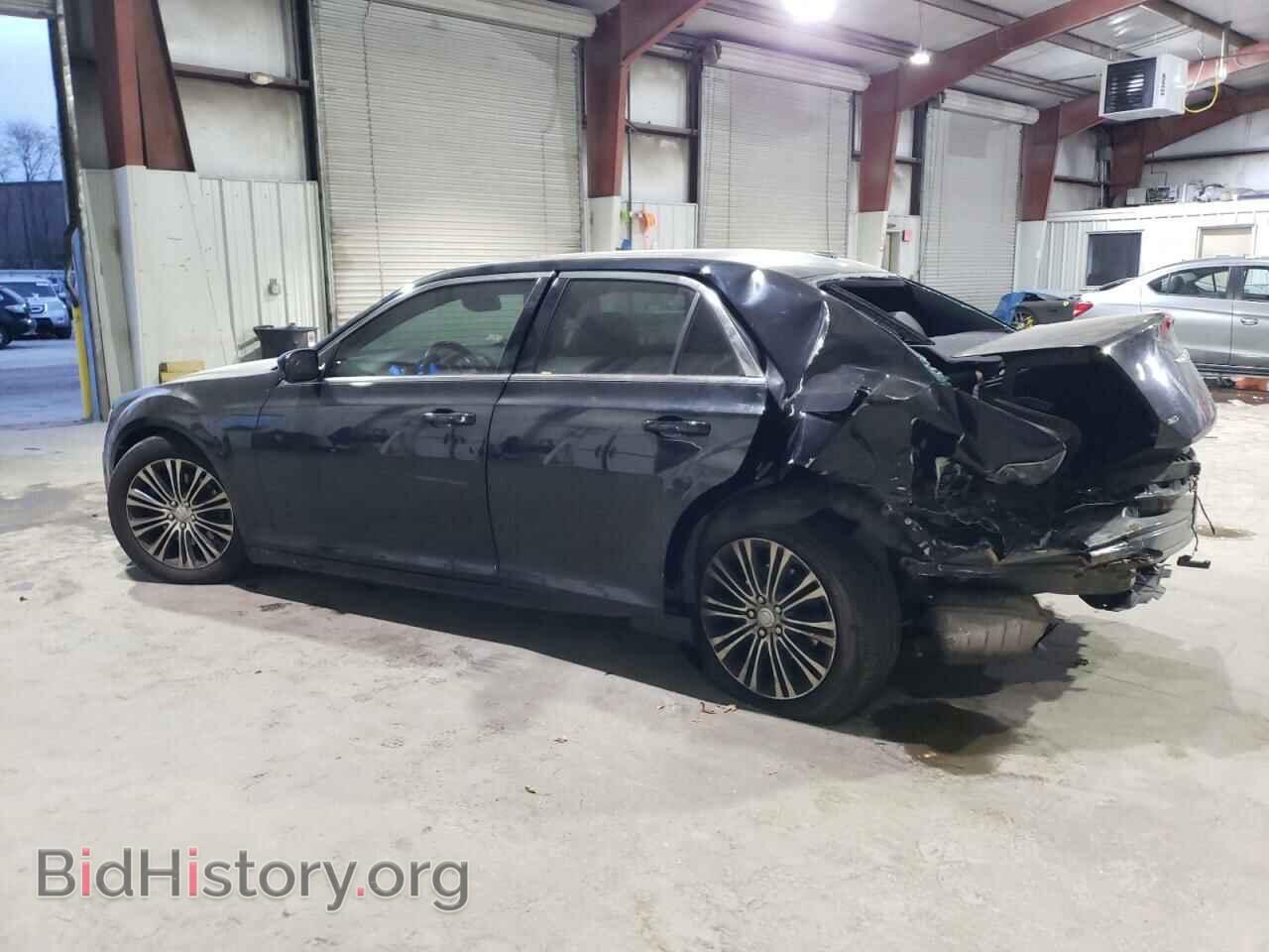 2014 CHRYSLER 300 - VIN: 2C3CCAGG6EH201440 - Фото 2