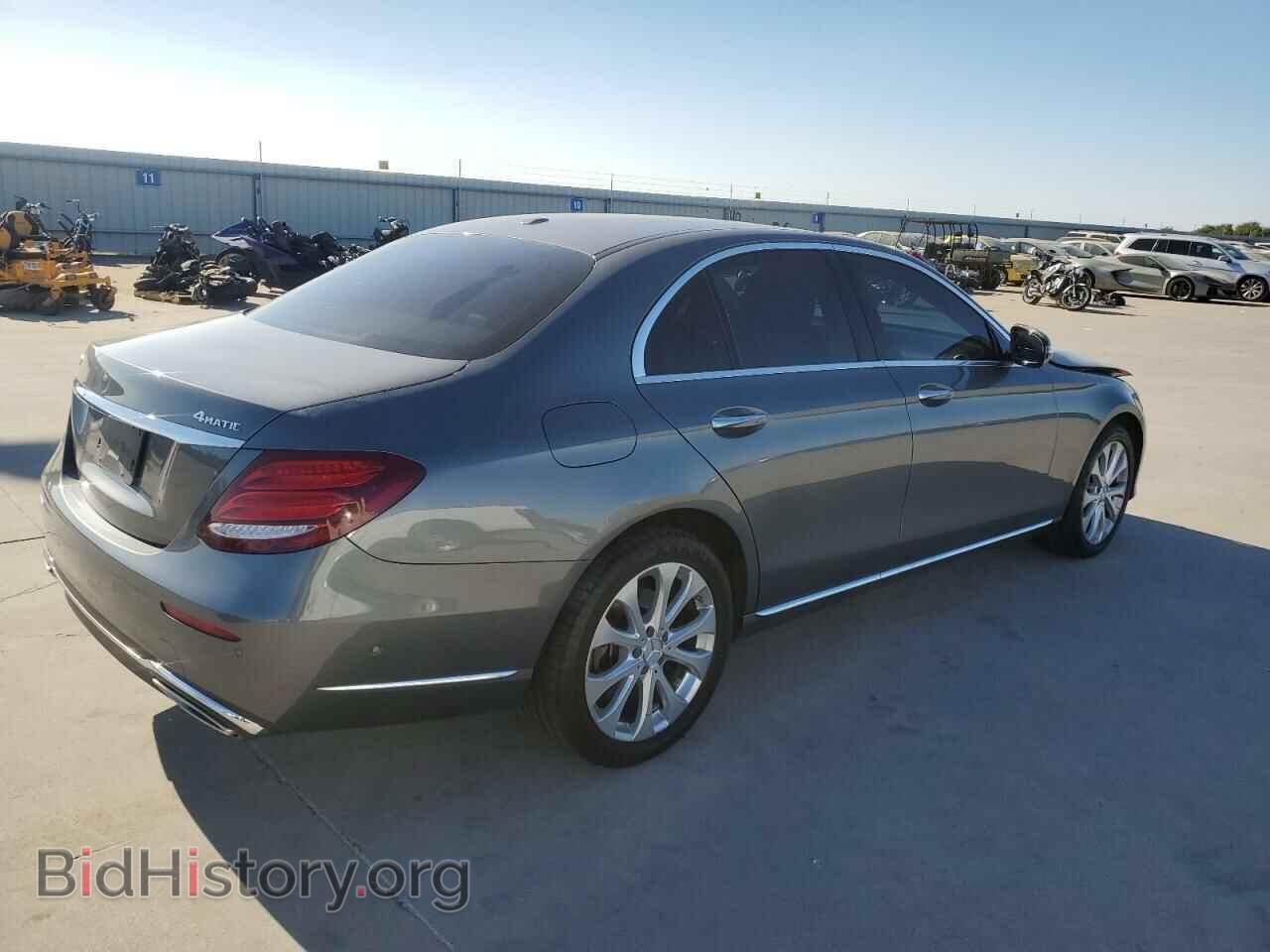 2017 MERCEDES-BENZ E-CLASS - VIN: WDDZF4KB4HA124022 - Фото 3