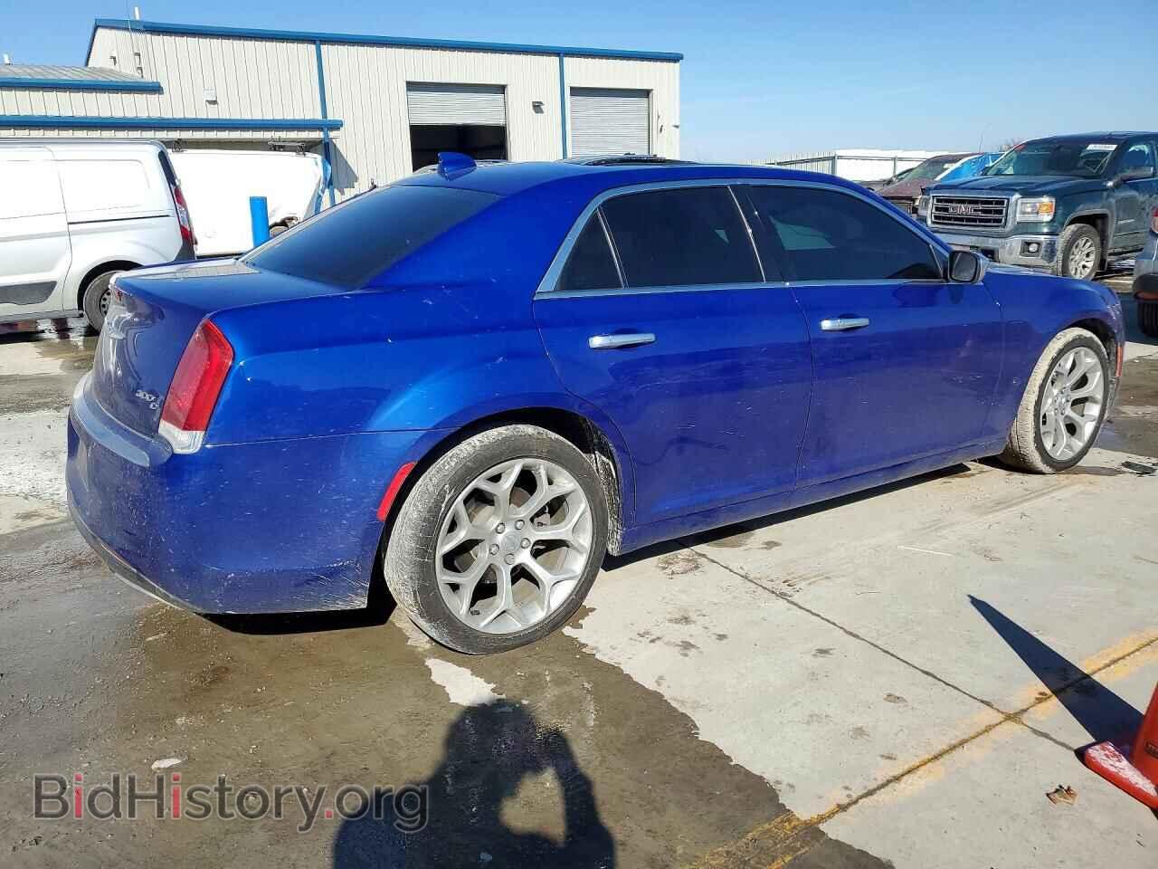 2019 CHRYSLER 300 - VIN: 2C3CCAPT7KH556397 - Photo 3