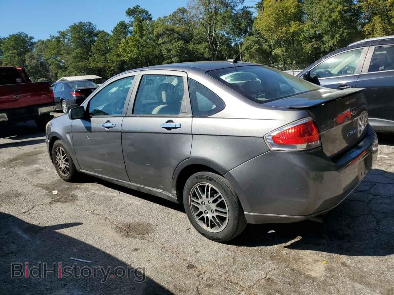 2011 FORD FOCUS - VIN: 1FAHP3FN7BW138207 - Фото 2