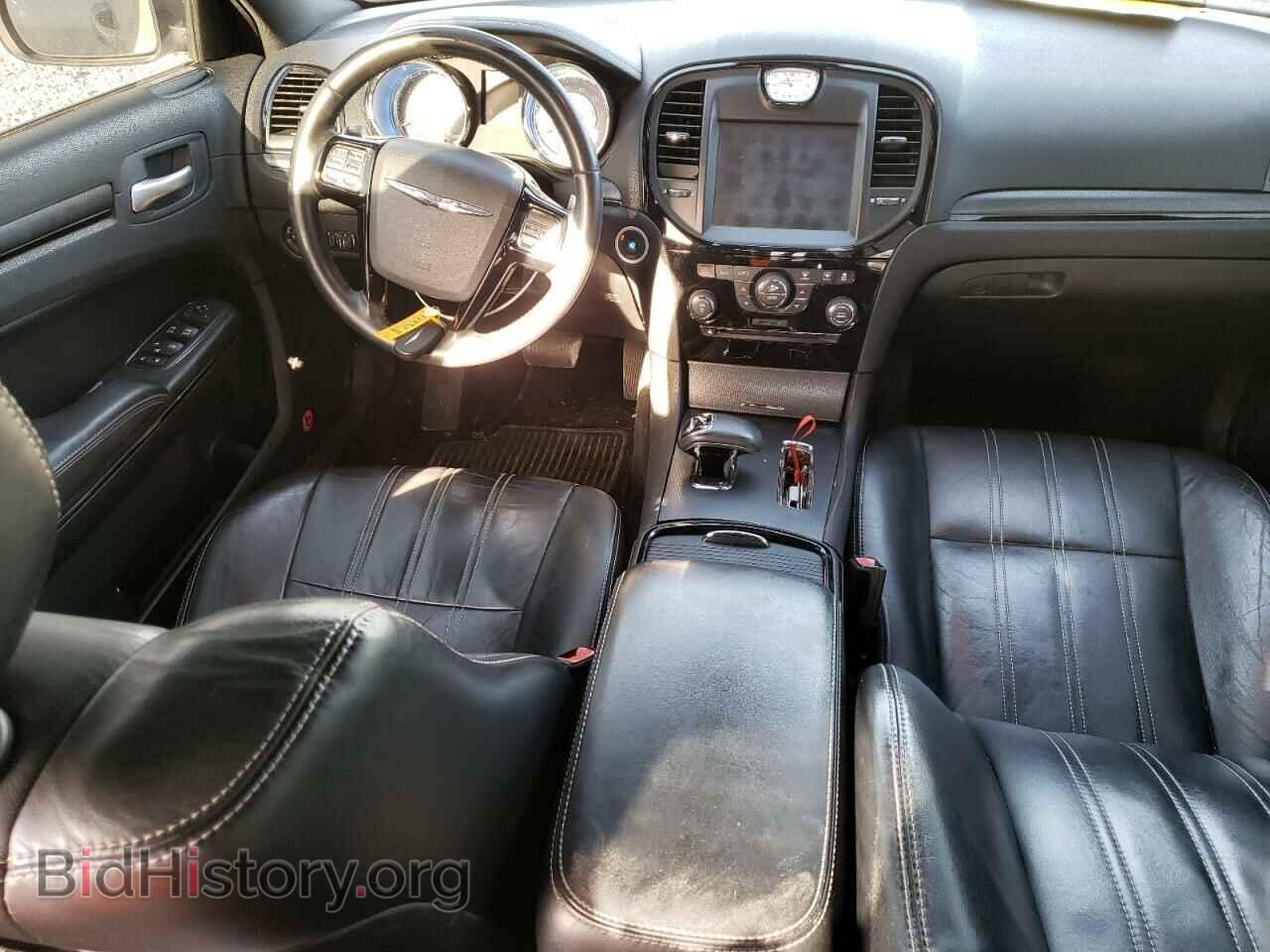 2012 CHRYSLER 300 - VIN: 2C3CCABG1CH313437 - Фото 8